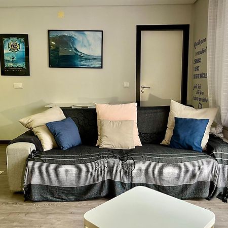 Atlantic Surf Apartment เฟอร์เรล ภายนอก รูปภาพ
