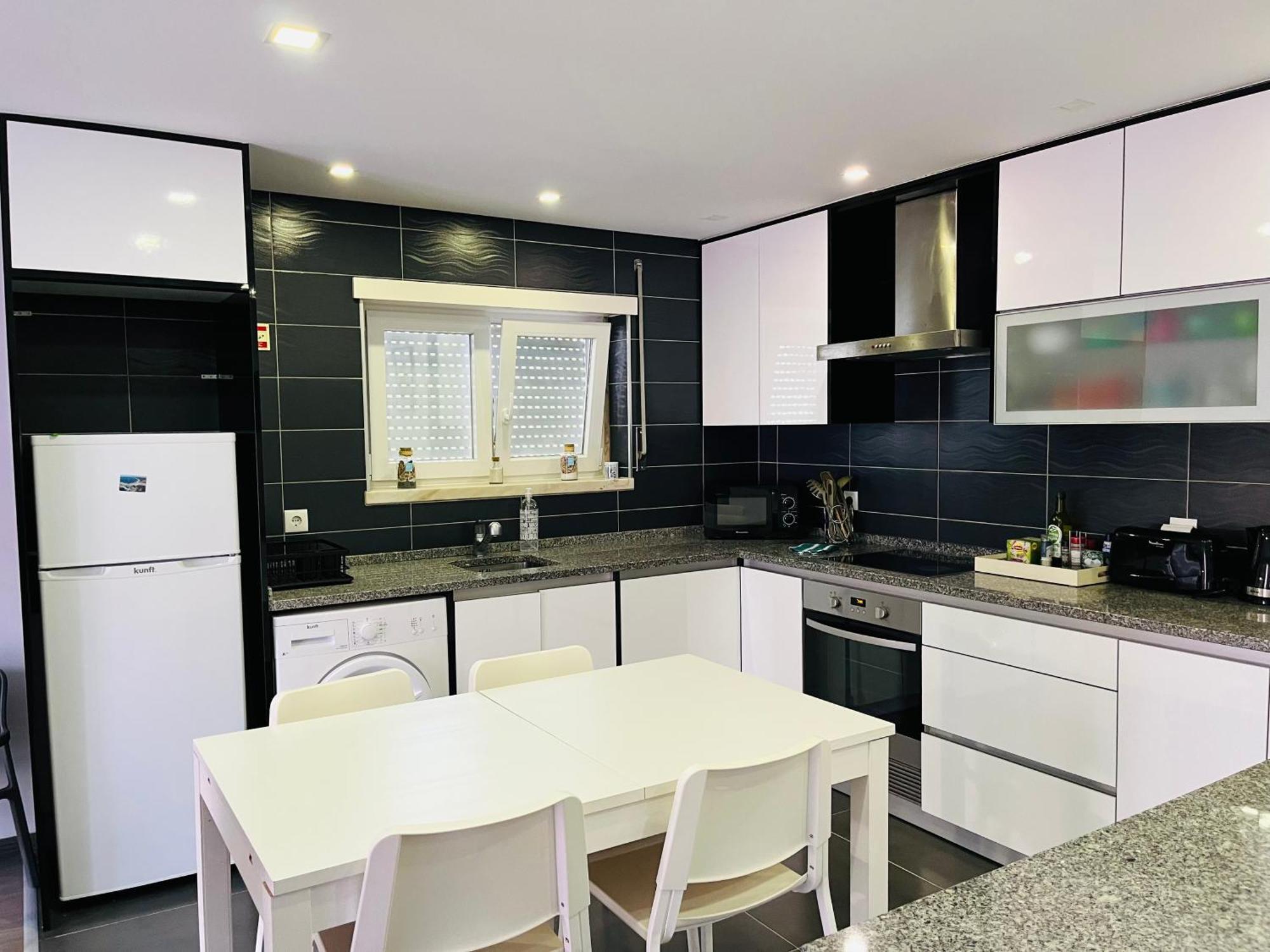 Atlantic Surf Apartment เฟอร์เรล ภายนอก รูปภาพ